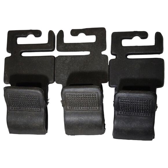3pcs Heavy-Duty Black Plastic Adapter Clips Pegboard Hook Compatible 1¾" x 3.75" - Picture 1 of 7